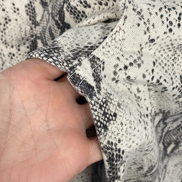 ZARA 90s Wide Leg White Snake Print Pants Jeans High Waist Python - Size 4 - Picture 8 of 12